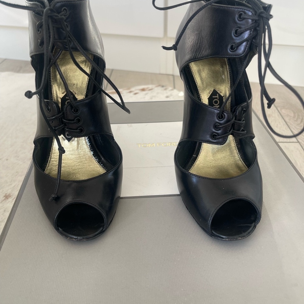 Tom Ford Black Lace-Up Peep Toe Heels